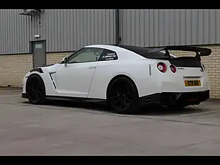 Used 2016 Nissan R35 GTR Oem White - Interior and Exterior details 8