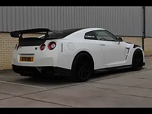 Used 2016 Nissan R35 GTR Oem White - Interior and Exterior details 9