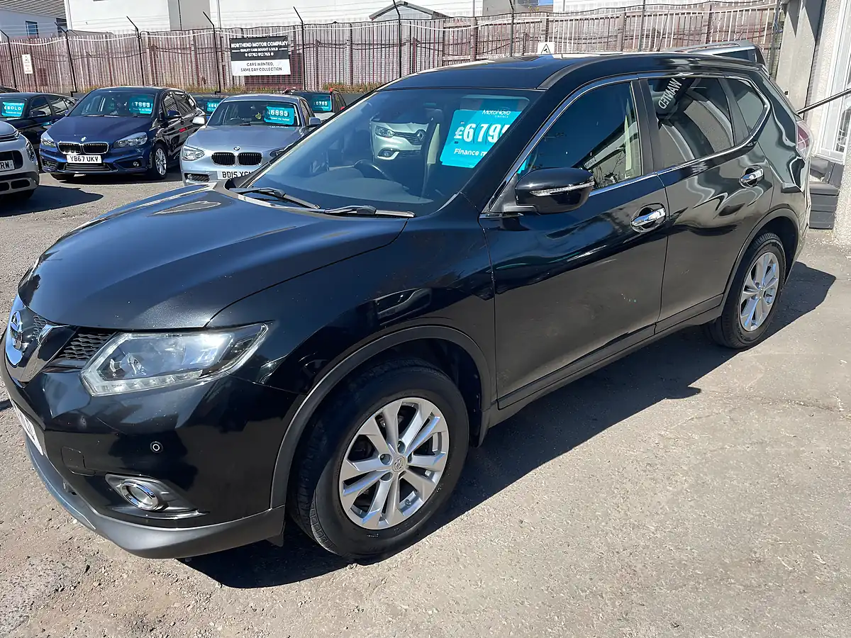 Used 2016 Nissan X-Trail Acenta Black - Interior and Exterior details 8