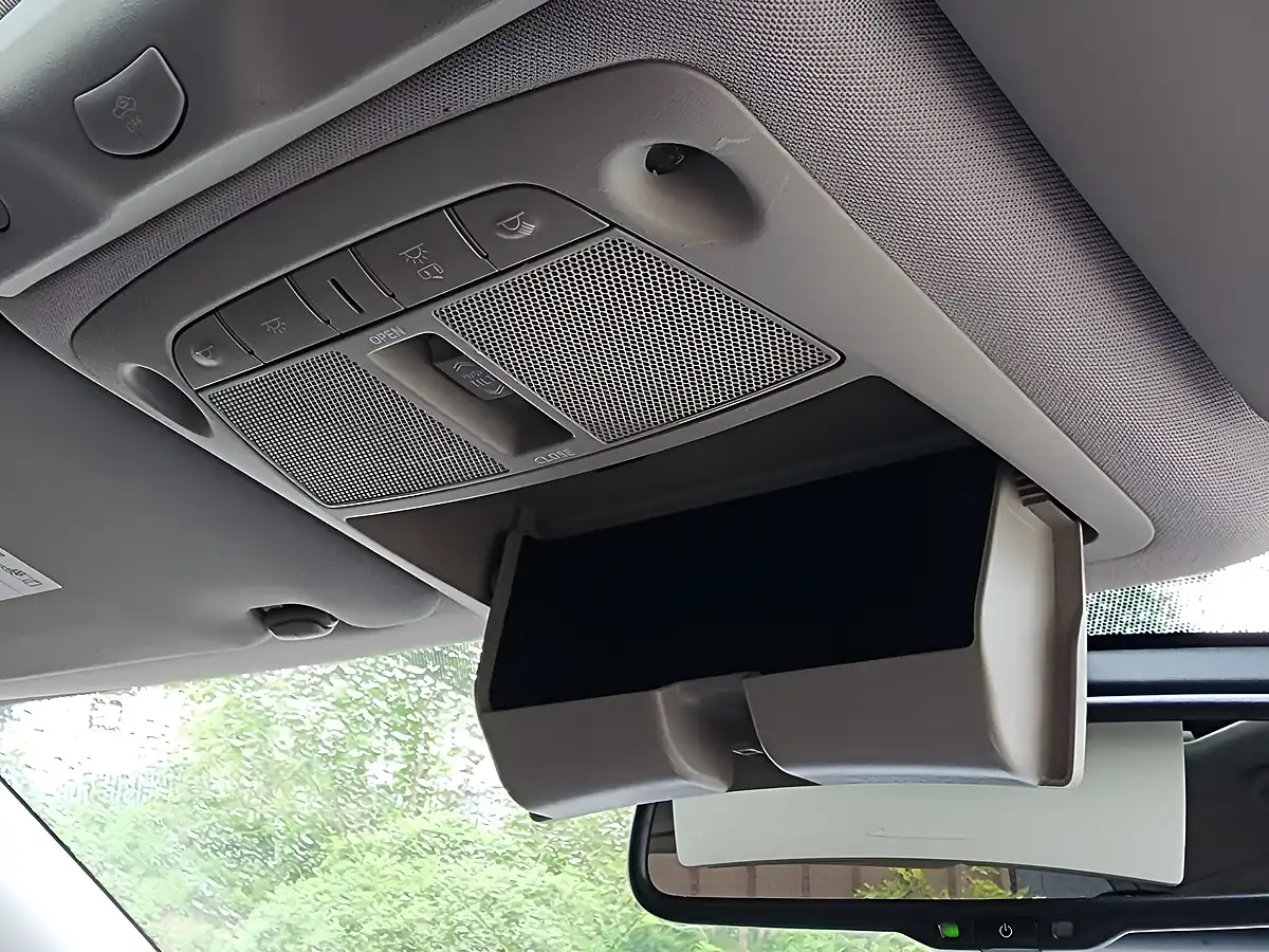 Used 2016 Nissan X-Trail Acenta Black - Interior and Exterior details 11