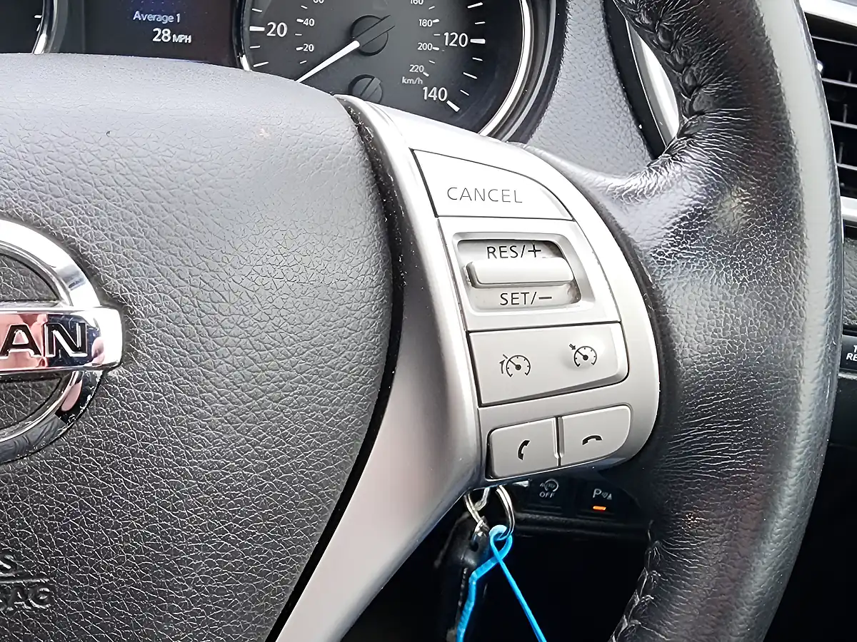 Used 2016 Nissan X-Trail Acenta Black - Interior and Exterior details 16