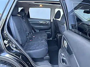 Used 2016 Nissan X-Trail Acenta Black - Interior and Exterior details 12