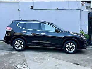Used 2016 Nissan X-Trail Acenta Black - Interior and Exterior details 5