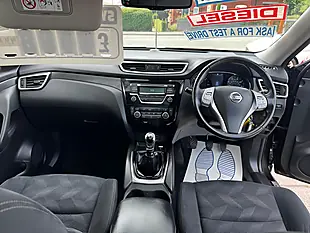 Used 2016 Nissan X-Trail Acenta Green - Interior and Exterior details 11