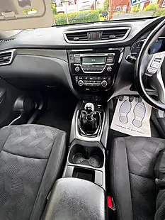 Used 2016 Nissan X-Trail Acenta Green - Interior and Exterior details 14