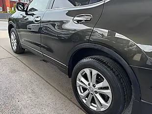 Used 2016 Nissan X-Trail Acenta Green - Interior and Exterior details 16