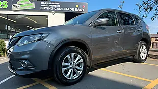 Used 2016 Nissan X-Trail Acenta Grey - Interior and Exterior details 10