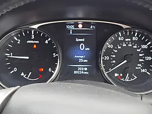 Used 2016 Nissan X-Trail Acenta Grey - Interior and Exterior details 10