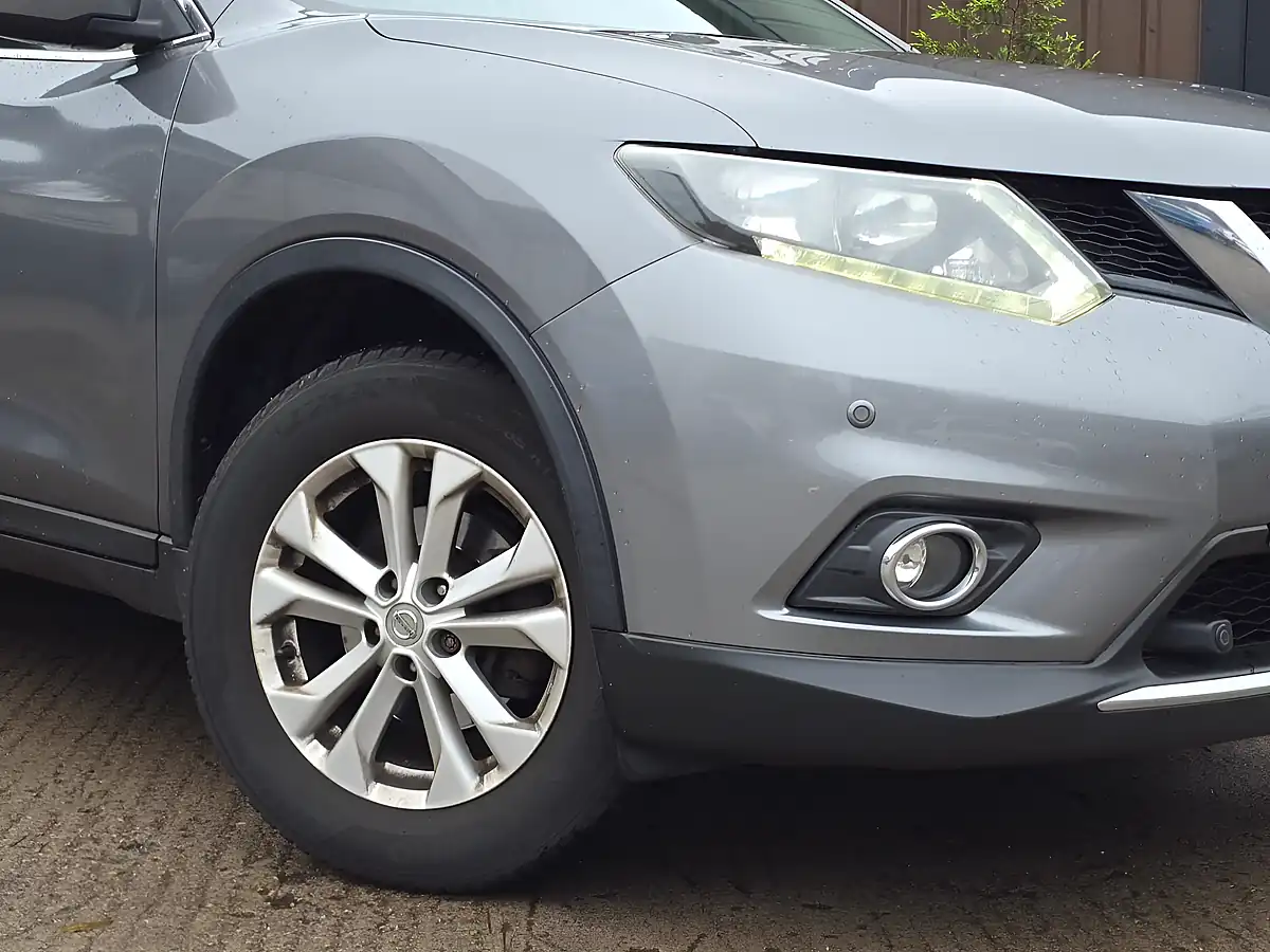 Used 2016 Nissan X-Trail Acenta Grey - Interior and Exterior details 2