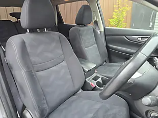 Used 2016 Nissan X-Trail Acenta Grey - Interior and Exterior details 6