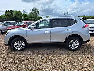 Used 2016 Nissan X-Trail Acenta Silver - Interior and Exterior details 3