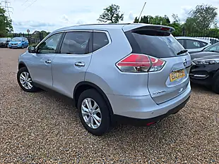 Used 2016 Nissan X-Trail Acenta Silver - Interior and Exterior details 6