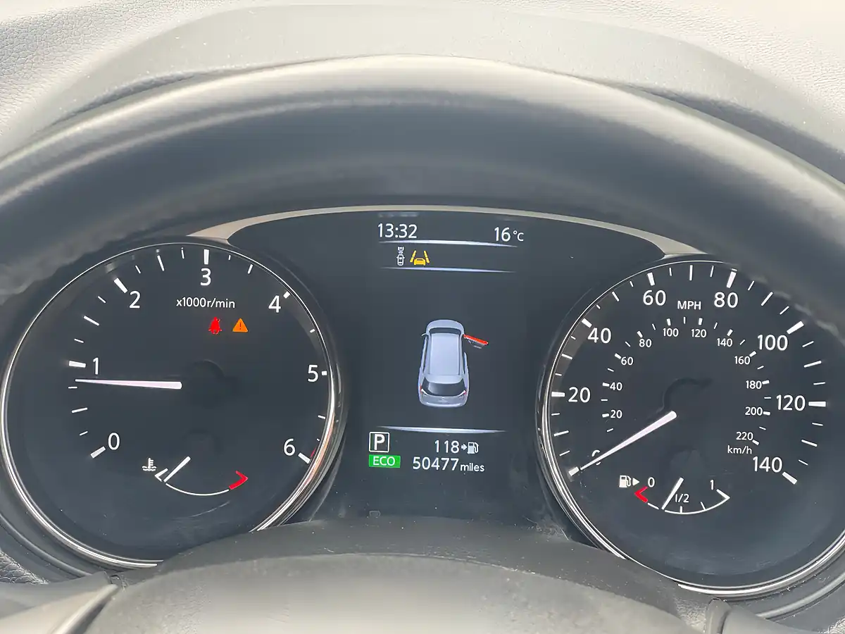 Used 2016 Nissan X-Trail N-Tec Black - Interior and Exterior details 10