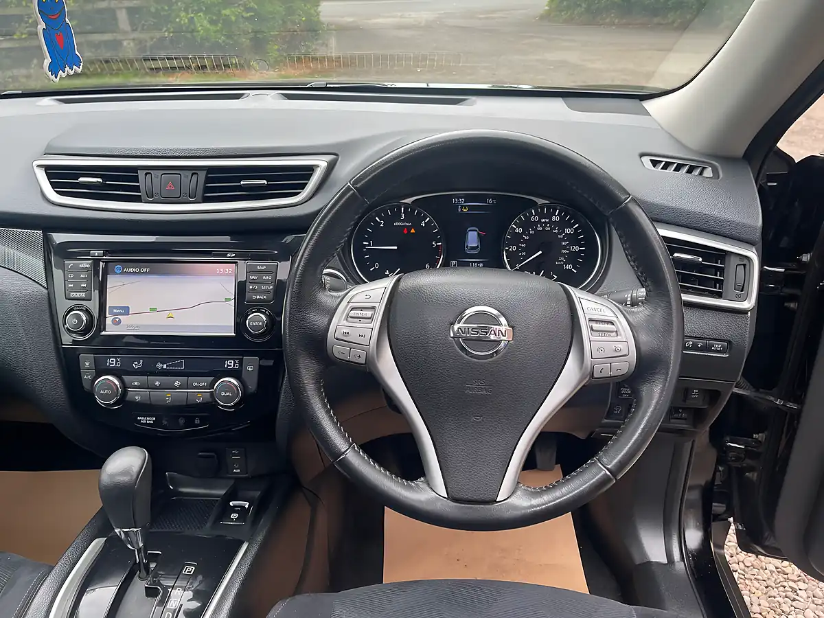 Used 2016 Nissan X-Trail N-Tec Black - Interior and Exterior details 11