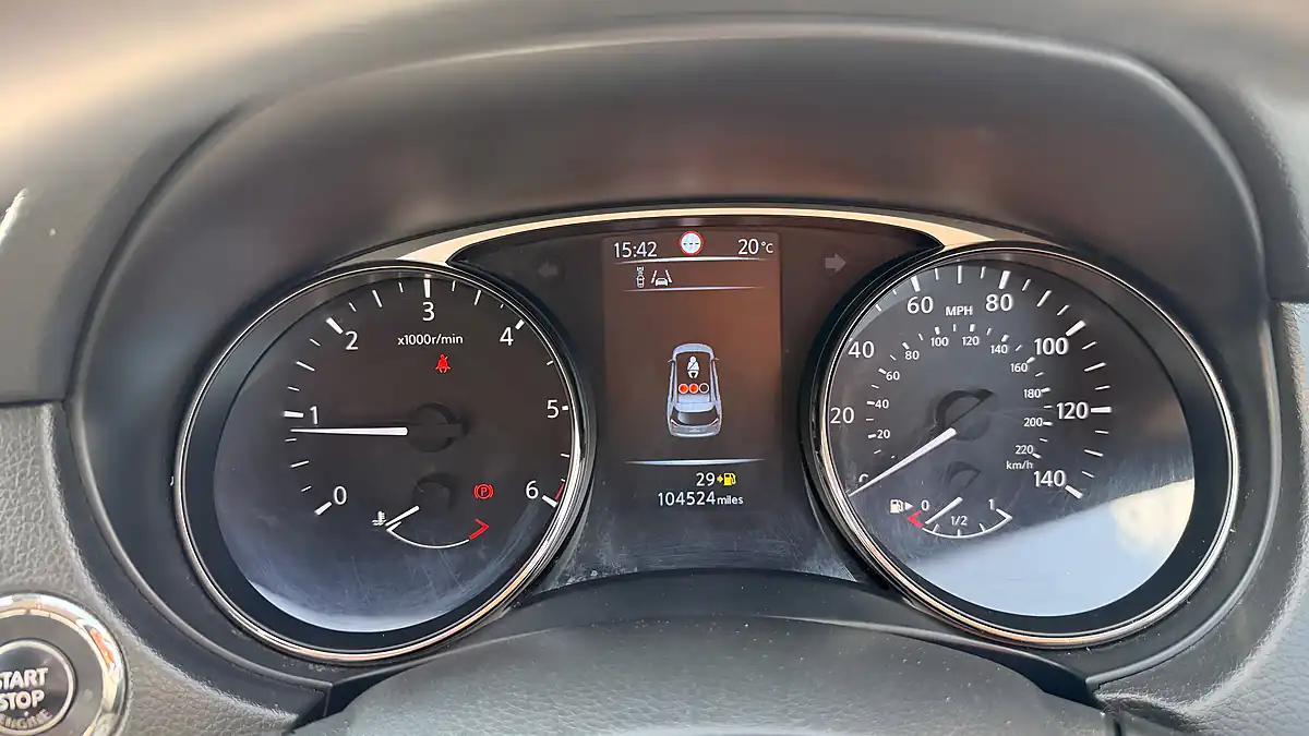 Used 2016 Nissan X-Trail N-Tec Black - Interior and Exterior details 10
