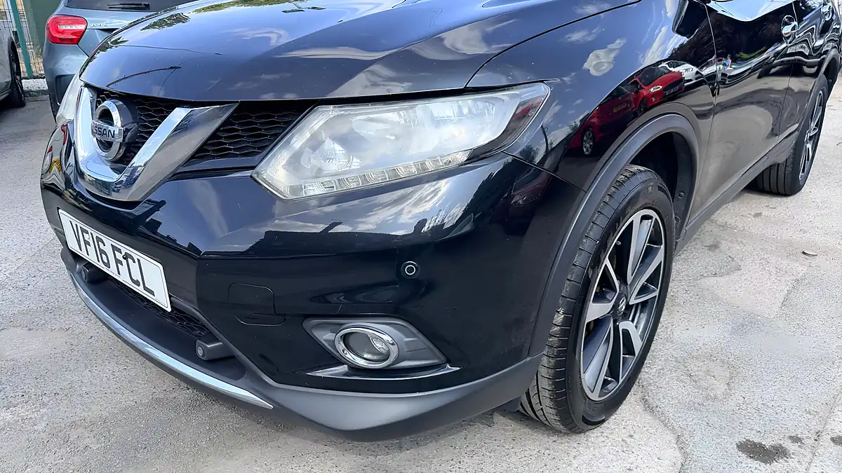 Used 2016 Nissan X-Trail N-Tec Black - Interior and Exterior details 17