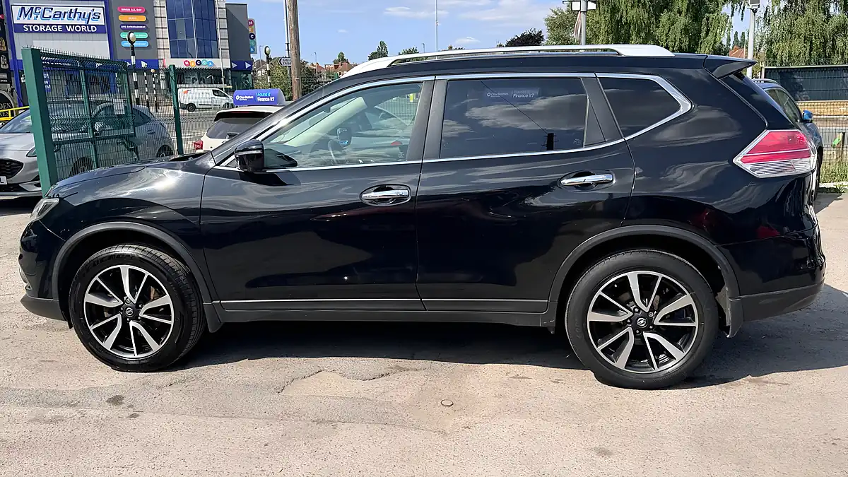 Used 2016 Nissan X-Trail N-Tec Black - Interior and Exterior details 6