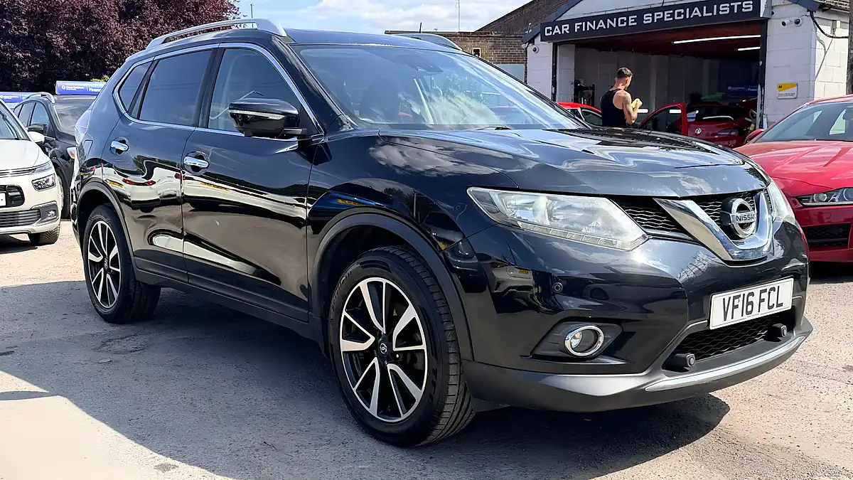 Used 2016 Nissan X-Trail N-Tec Black - Interior and Exterior details 9