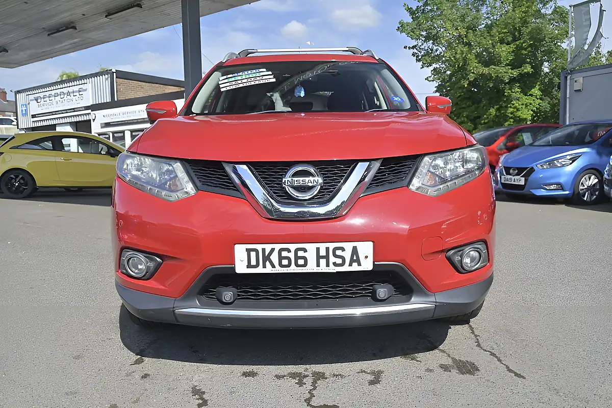 Used 2016 Nissan X-Trail N-Tec Chilli Pepper Red - Interior and Exterior details 2
