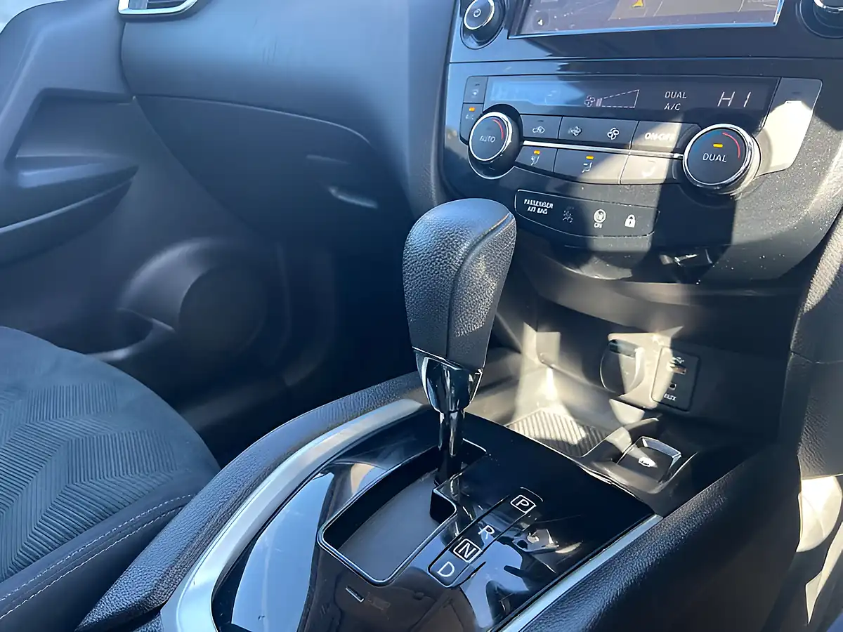Used 2016 Nissan X-Trail N-Tec Ebisu Black - Interior and Exterior details 18