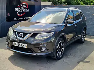 Used 2016 Nissan X-Trail N-Tec Green - Interior and Exterior details 5