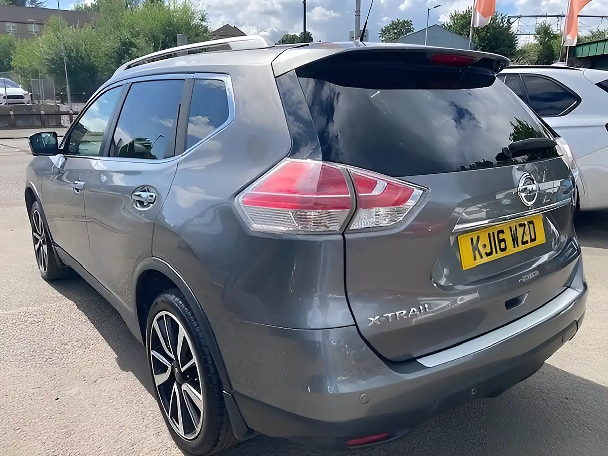 Used 2016 Nissan X-Trail N-Tec Grey - Interior and Exterior details 7