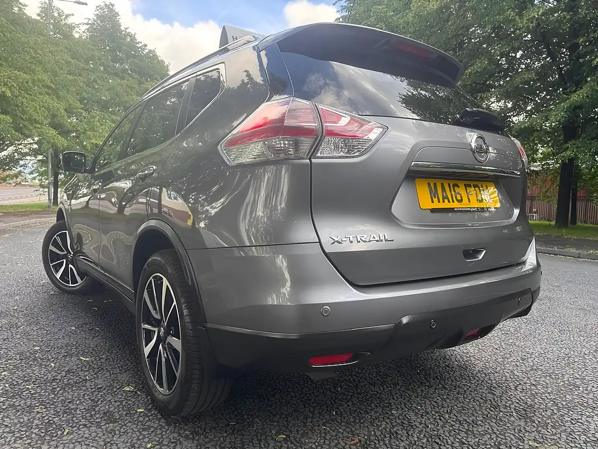 Used 2016 Nissan X-Trail N-Tec Grey - Interior and Exterior details 11