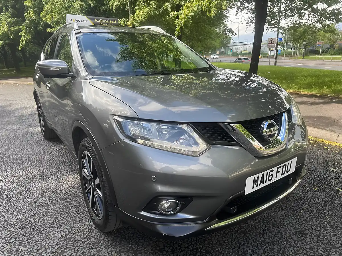 Used 2016 Nissan X-Trail N-Tec Grey - Interior and Exterior details 5