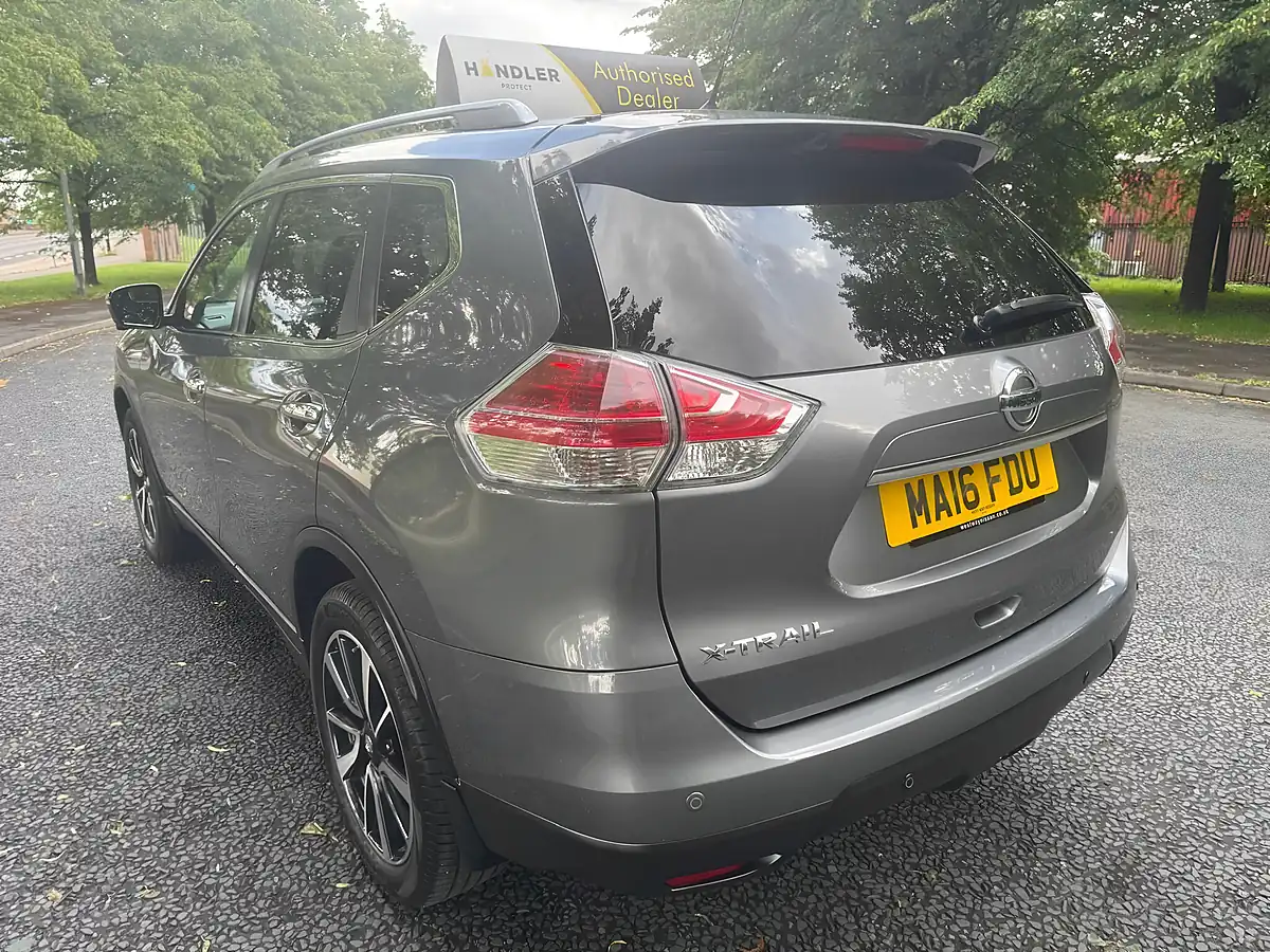 Used 2016 Nissan X-Trail N-Tec Grey - Interior and Exterior details 9