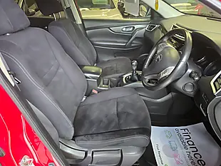 Used 2016 Nissan X-Trail N-Tec Red - Interior and Exterior details 10