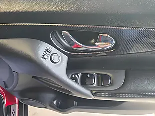Used 2016 Nissan X-Trail N-Tec Red - Interior and Exterior details 11