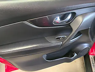 Used 2016 Nissan X-Trail N-Tec Red - Interior and Exterior details 3