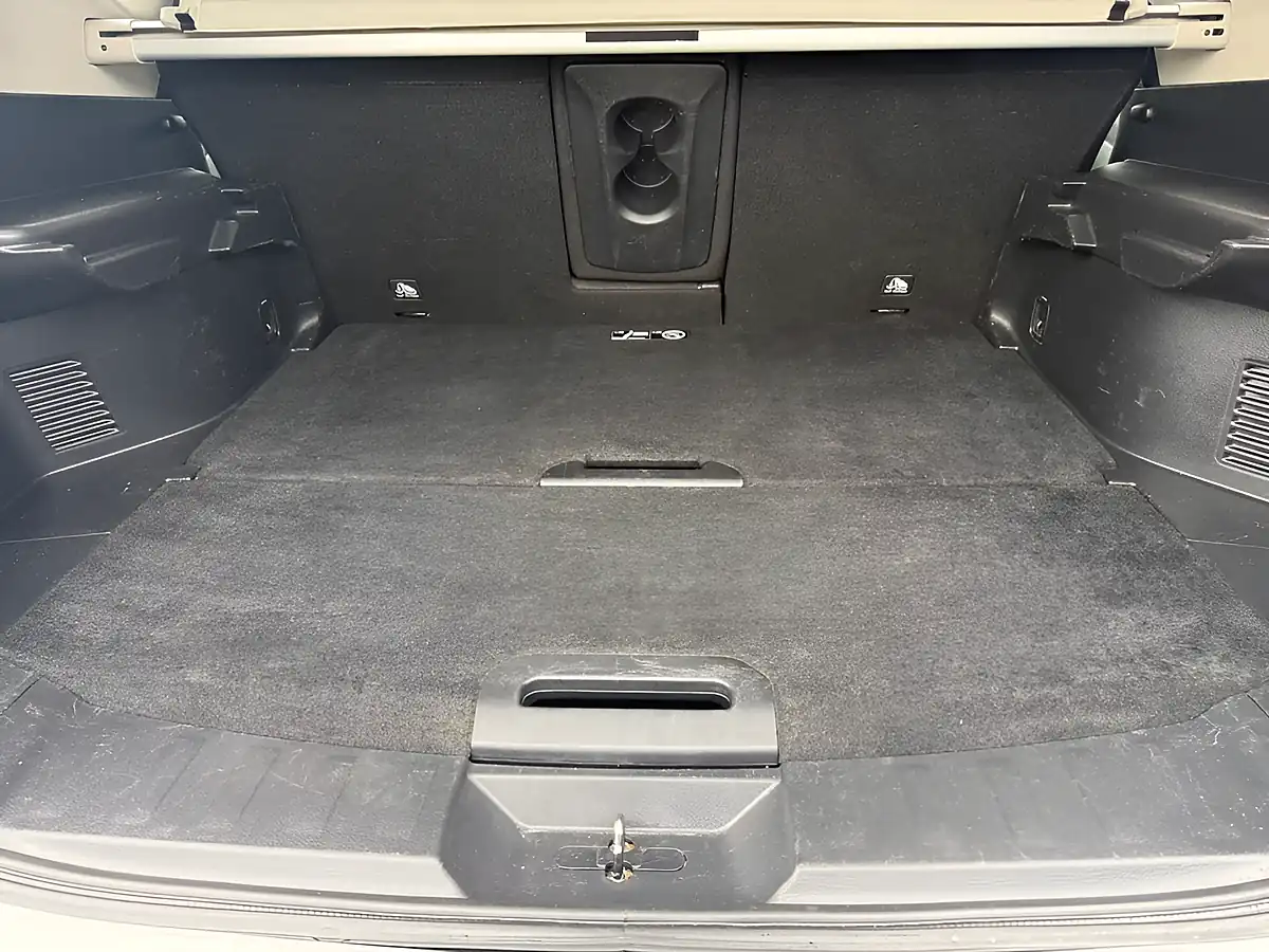 Used 2016 Nissan X-Trail N-Tec Silver - Interior and Exterior details 16