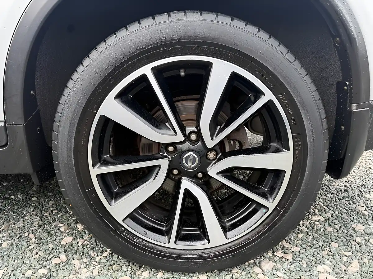 Used 2016 Nissan X-Trail N-Tec Silver - Interior and Exterior details 19