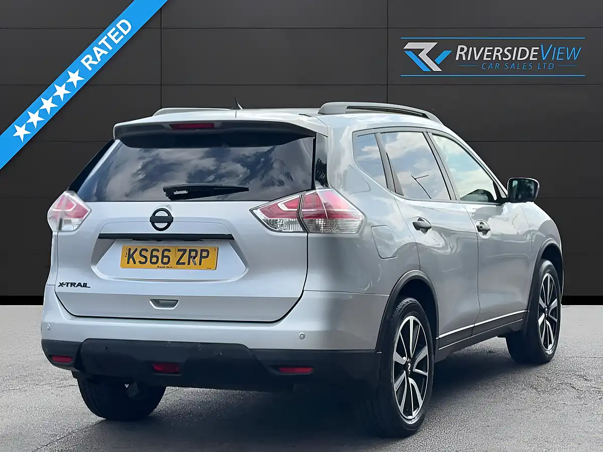 Used 2016 Nissan X-Trail N-Tec Silver - Interior and Exterior details 4