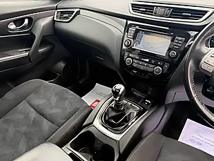 Used 2016 Nissan X-Trail N-Tec Silver - Interior and Exterior details 8