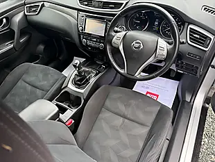 Used 2016 Nissan X-Trail N-Tec Silver - Interior and Exterior details 9