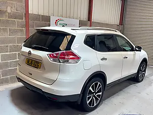 Used 2016 Nissan X-Trail N-Tec White - Interior and Exterior details 7