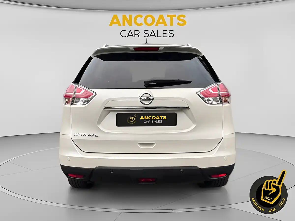 Used 2016 Nissan X-Trail N-Tec White - Interior and Exterior details 4