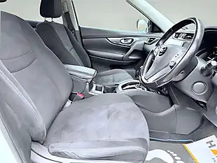 Used 2016 Nissan X-Trail N-Tec Xtron White - Interior and Exterior details 14