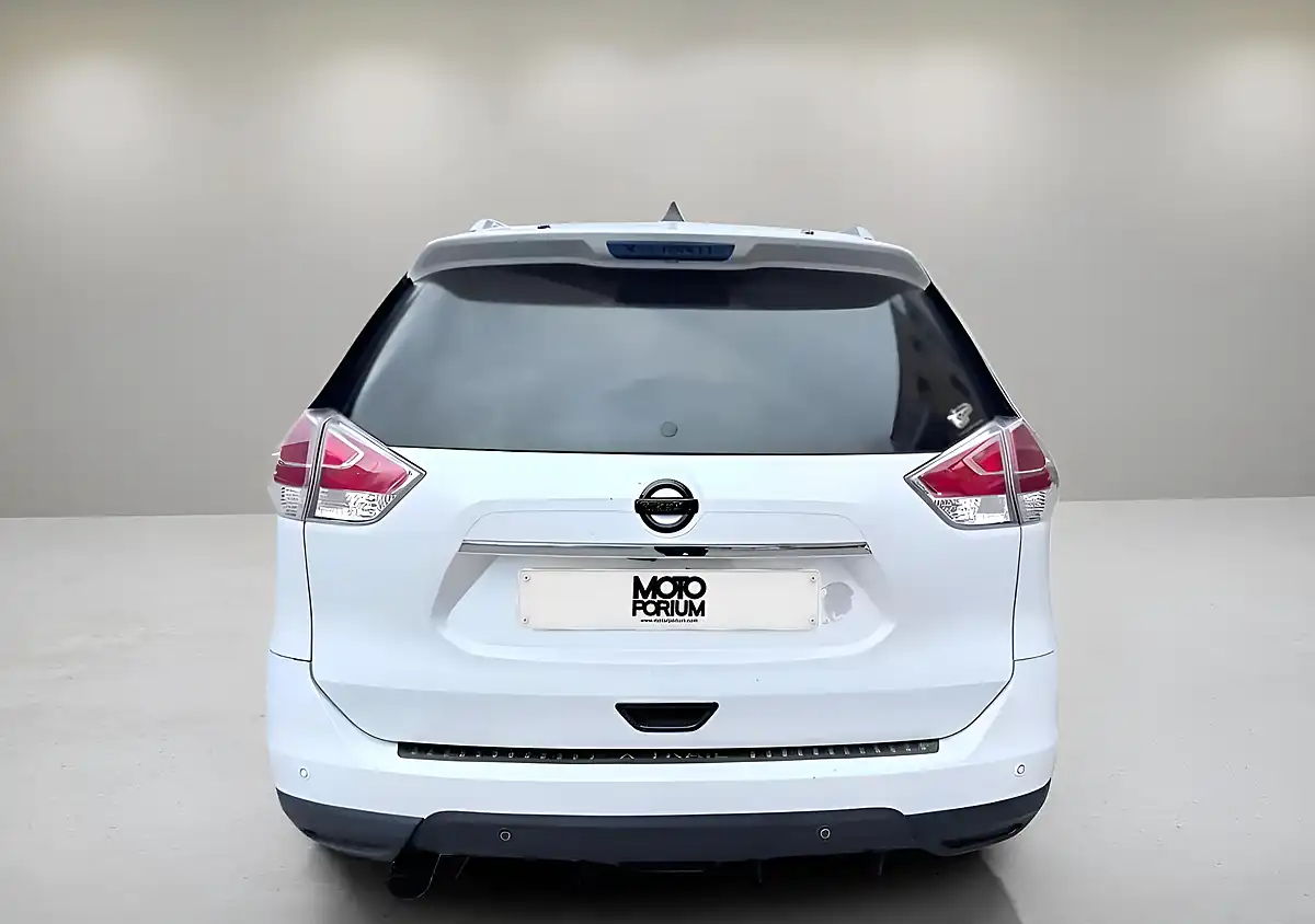 Used 2016 Nissan X-Trail N-Tec Xtron White - Interior and Exterior details 20