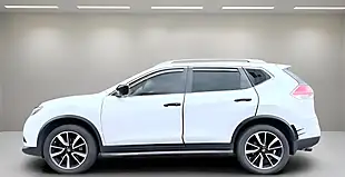 Used 2016 Nissan X-Trail N-Tec Xtron White - Interior and Exterior details 5