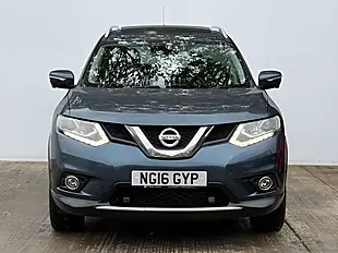 Used 2016 Nissan X-Trail Tekna Blue - Interior and Exterior details 14