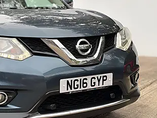 Used 2016 Nissan X-Trail Tekna Blue - Interior and Exterior details 3