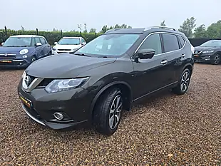 Used 2016 Nissan X-Trail Tekna Green - Interior and Exterior details 3