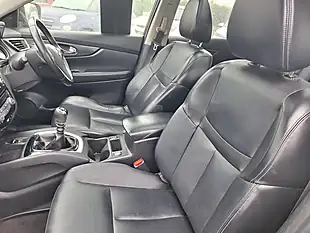 Used 2016 Nissan X-Trail Tekna Green - Interior and Exterior details 4