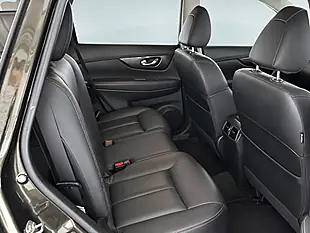 Used 2016 Nissan X-Trail Tekna Green - Interior and Exterior details 8