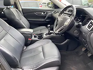 Used 2016 Nissan X-Trail Tekna Green - Interior and Exterior details 12