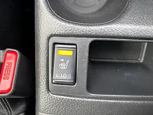 Used 2016 Nissan X-Trail Tekna Green - Interior and Exterior details 15