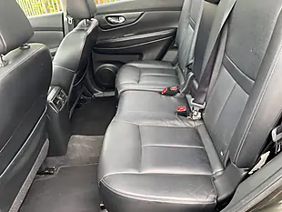 Used 2016 Nissan X-Trail Tekna Green - Interior and Exterior details 19